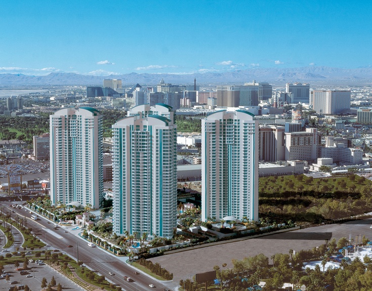 Turnberry Place aerial