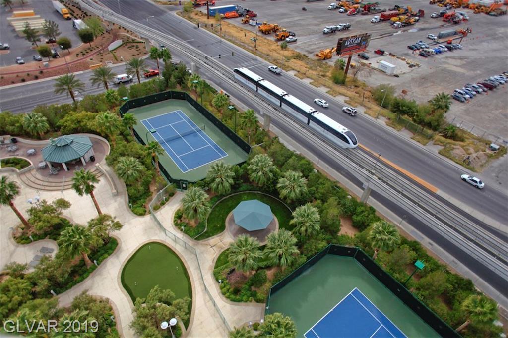 Turnberry Towers Tennis Courts