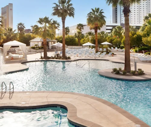 Turnberry-Towers-Pool-2048x1035